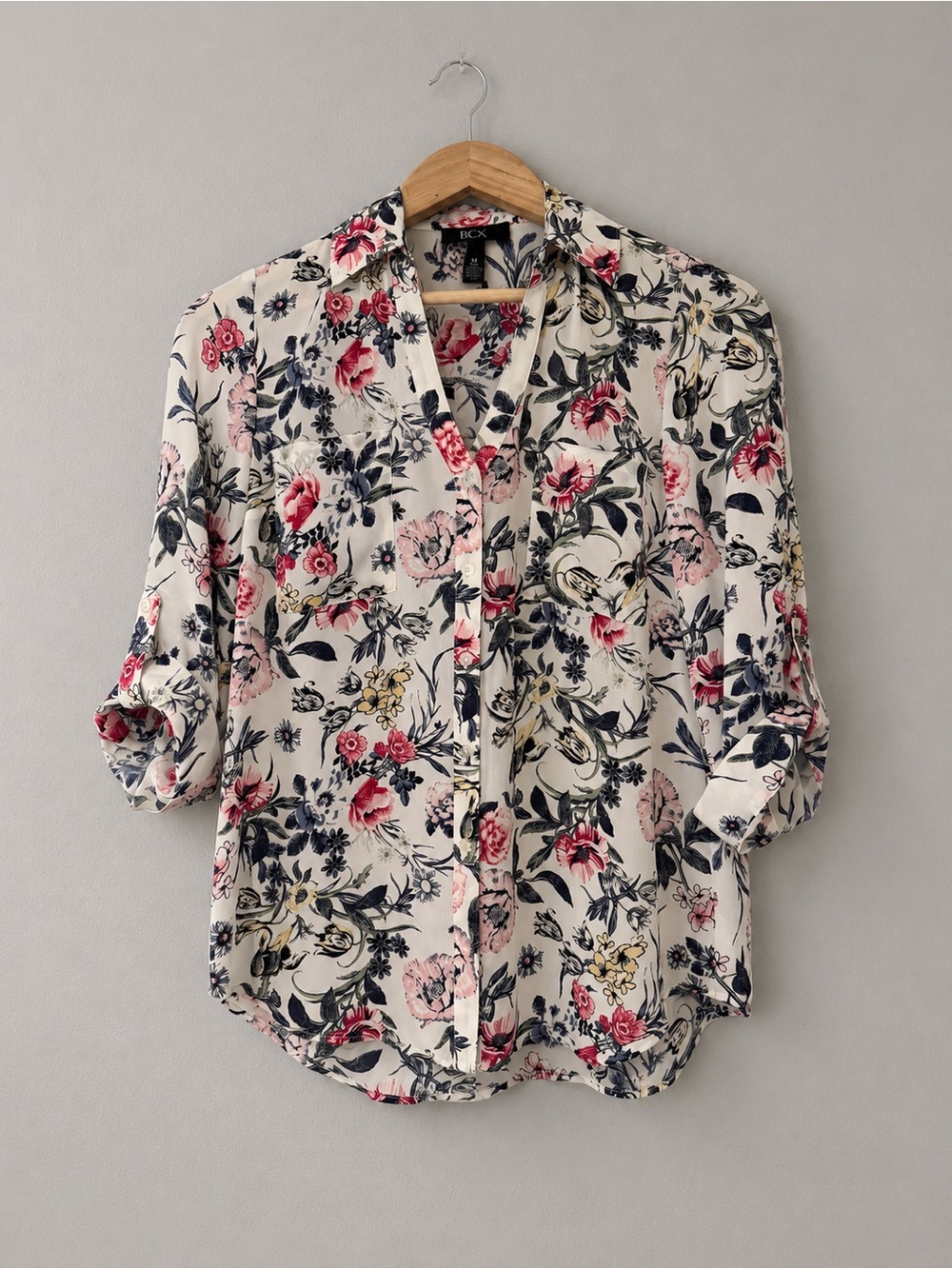 BCX Floral Blouse Women Medium M Pink Blue Roll Tab Sleeve Button Front Top